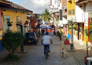 Immersive Cultural Tours Provide Participation in Local Community