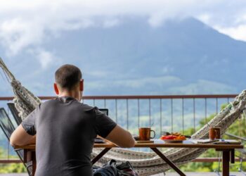 Digital Nomads Blend Professional Life and Passion for Travel